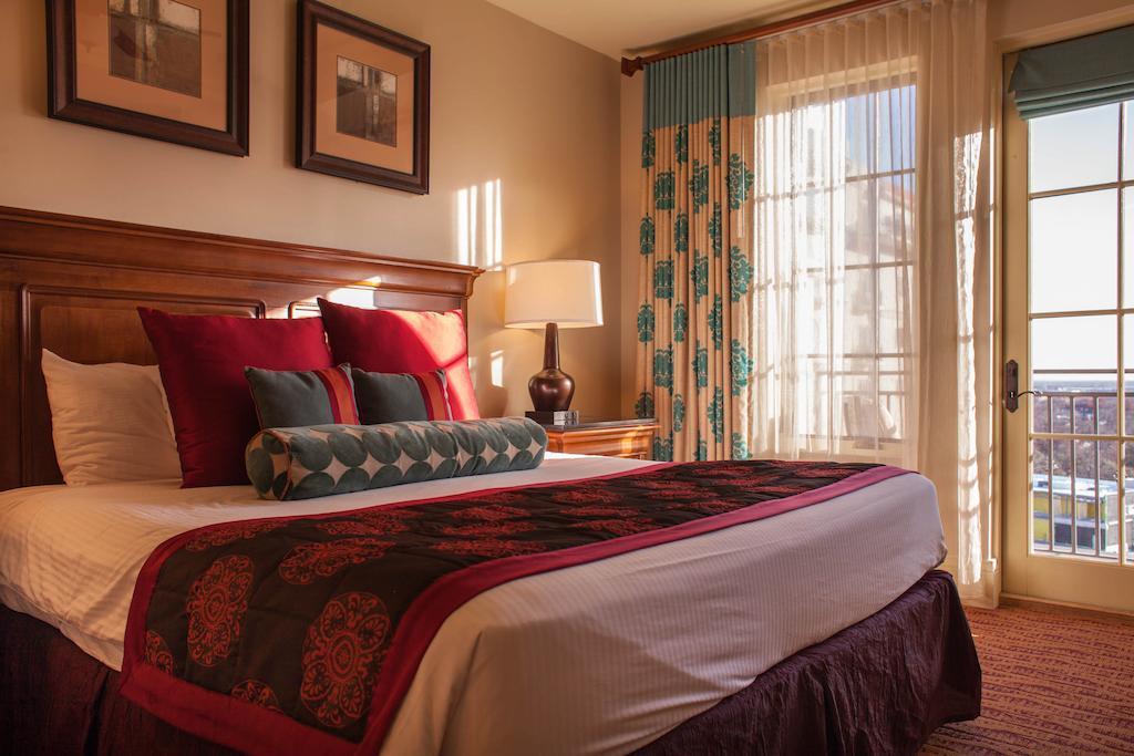 Club Wyndham La Cascada Hotel San Antonio Room photo